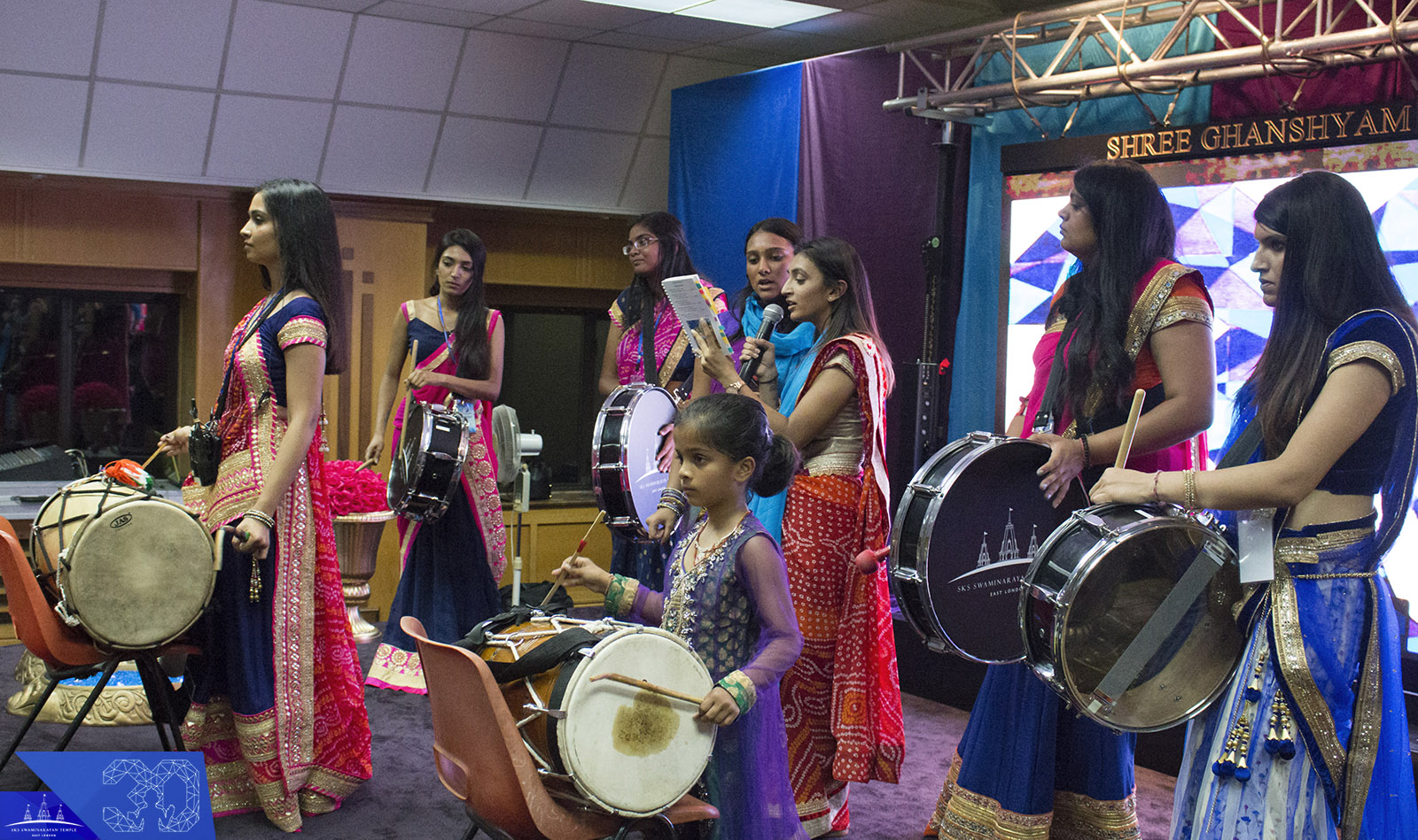 189  - ©1987-2017 SKS Swaminarayan Temple East London